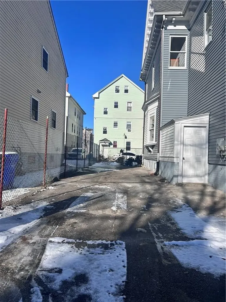 181 Reynolds Avenue Providence RI 02905