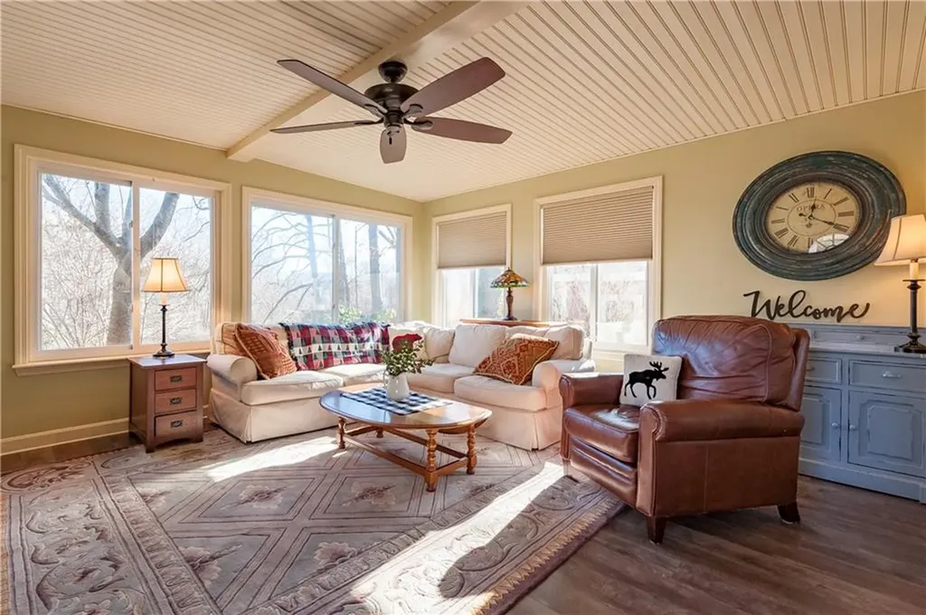 77 Pinecrest Drive Pawtucket RI 02861