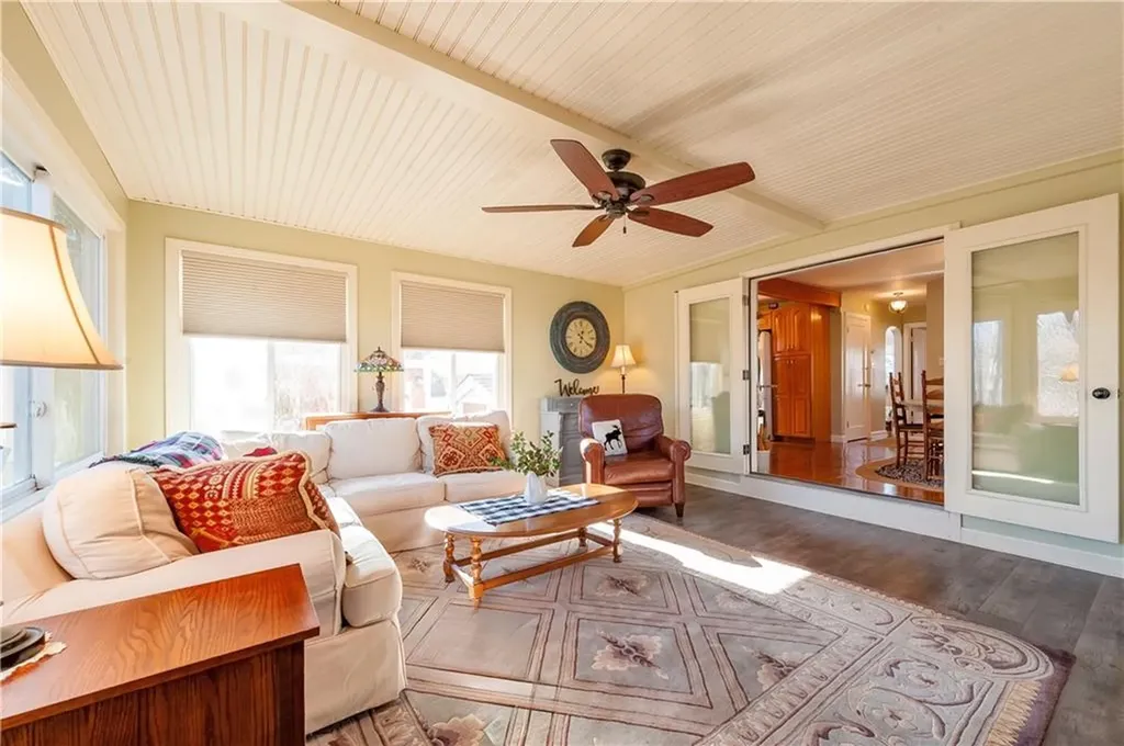 77 Pinecrest Drive Pawtucket RI 02861