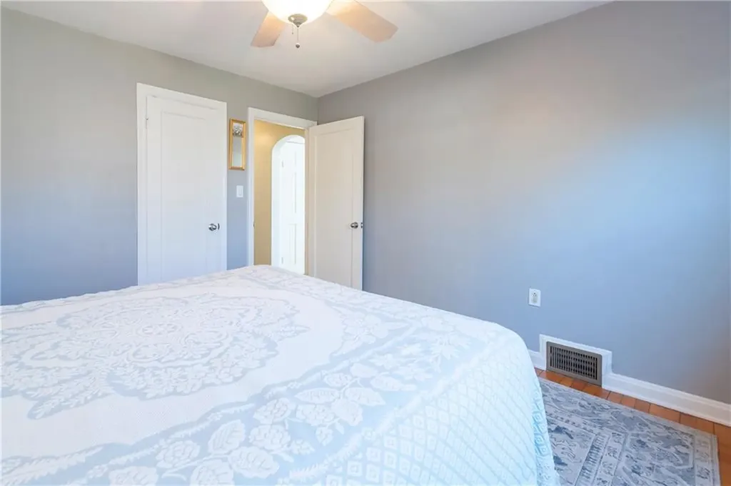 77 Pinecrest Drive Pawtucket RI 02861