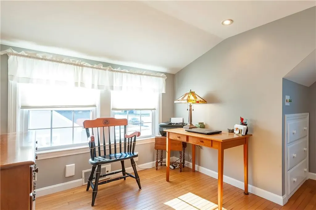 77 Pinecrest Drive Pawtucket RI 02861