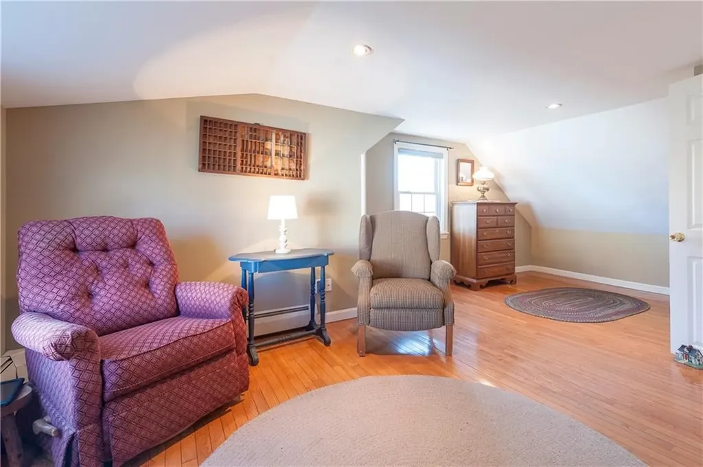 77 Pinecrest Drive Pawtucket RI 02861