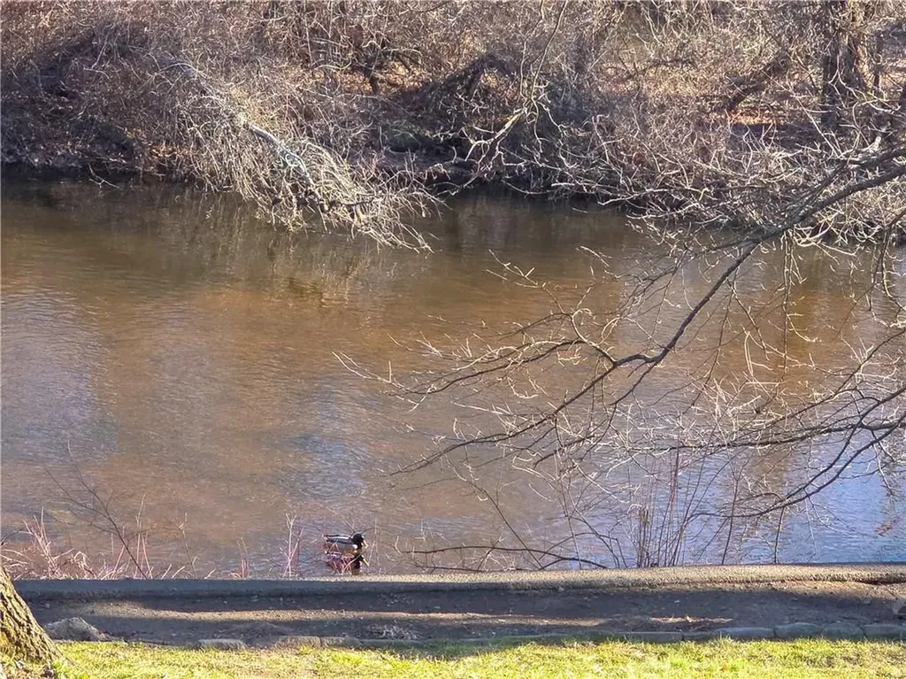 77 Pinecrest Drive Pawtucket RI 02861