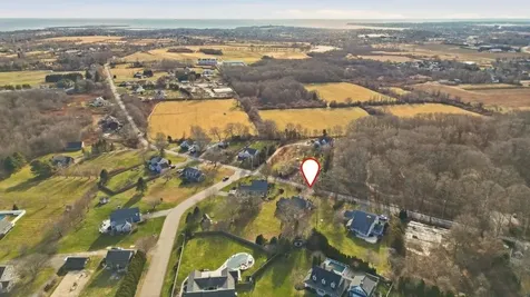 126 Mitchells Lane Portsmouth RI 02871