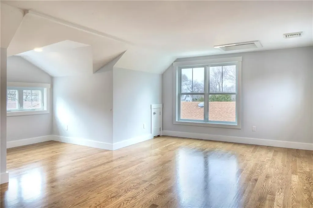 45 Corys Court Portsmouth RI 02871