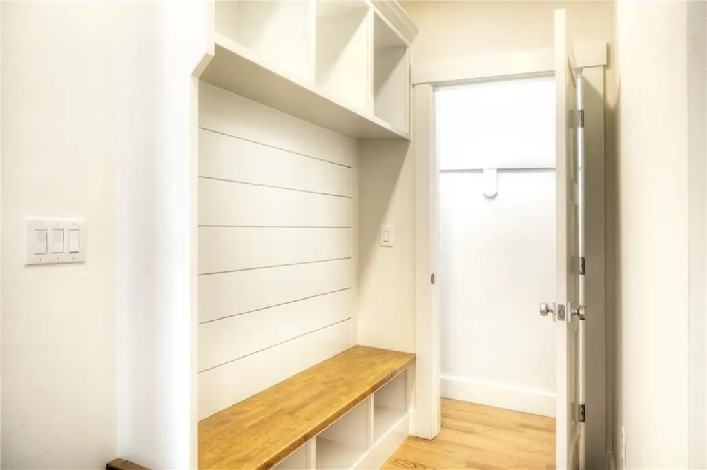 45 Corys Court Portsmouth RI 02871