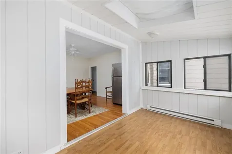 10 Broad Street Warren RI 02885