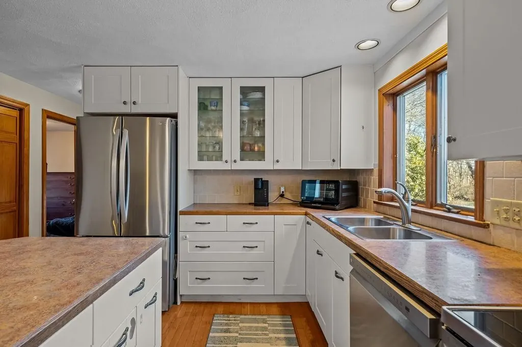 170 Weathervane Road South Kingstown RI 02879