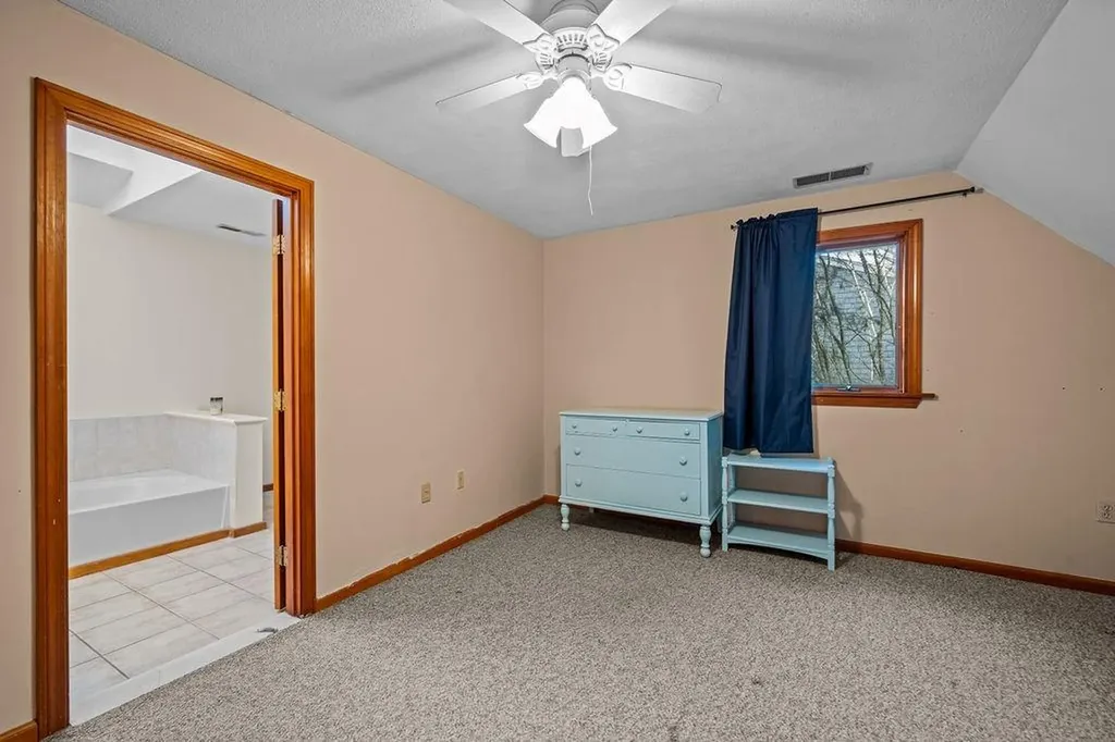 170 Weathervane Road South Kingstown RI 02879