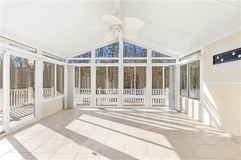 22 Angell Road Scituate RI 02857