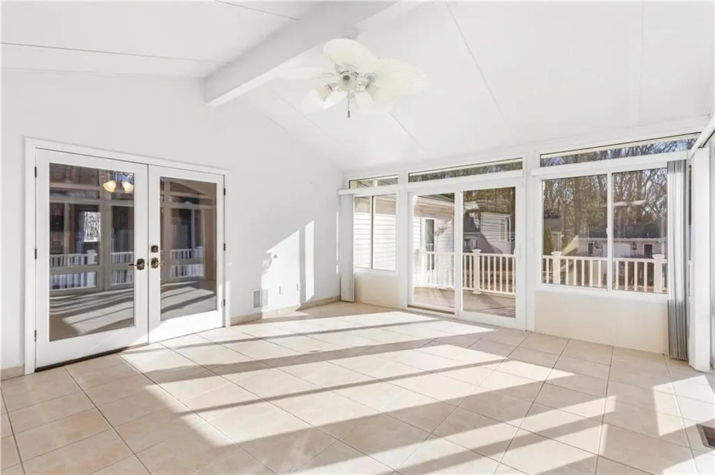 22 Angell Road Scituate RI 02857