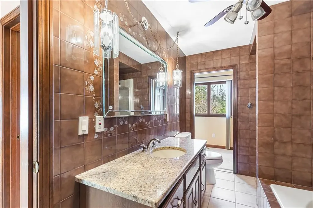 22 Angell Road Scituate RI 02857