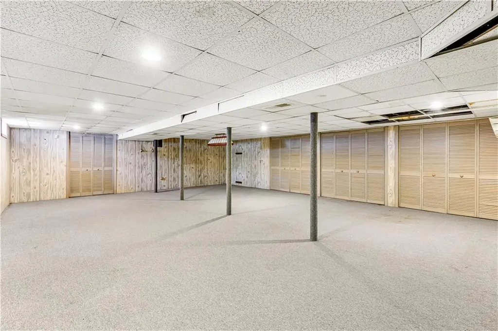 22 Angell Road Scituate RI 02857