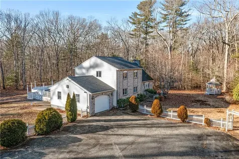 22 Angell Road Scituate RI 02857