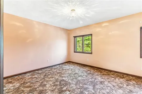 22 Angell Road Scituate RI 02857