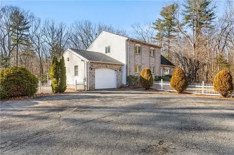 22 Angell Road Scituate RI 02857