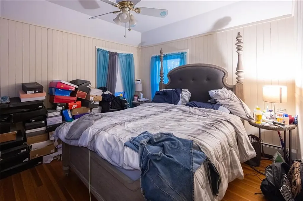 916 Bullocks Point Avenue East Providence RI 02915