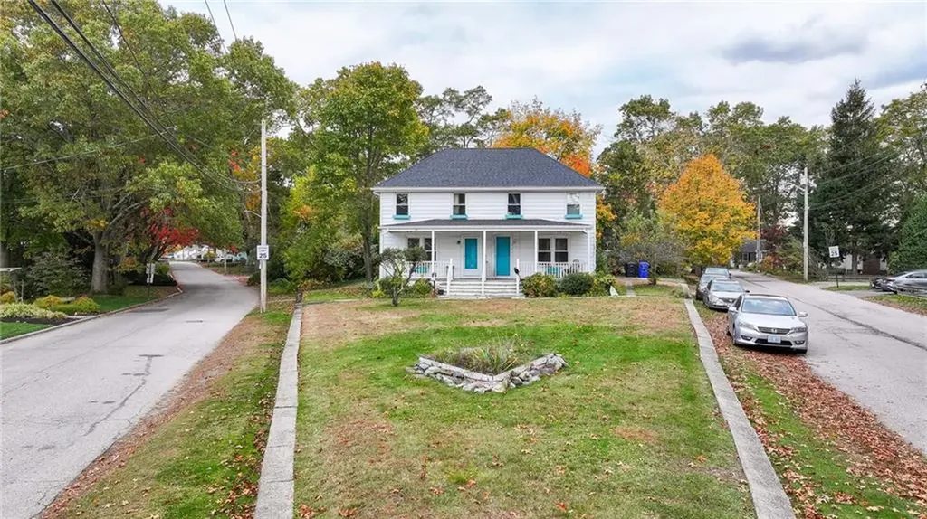 916 Bullocks Point Avenue East Providence RI 02915