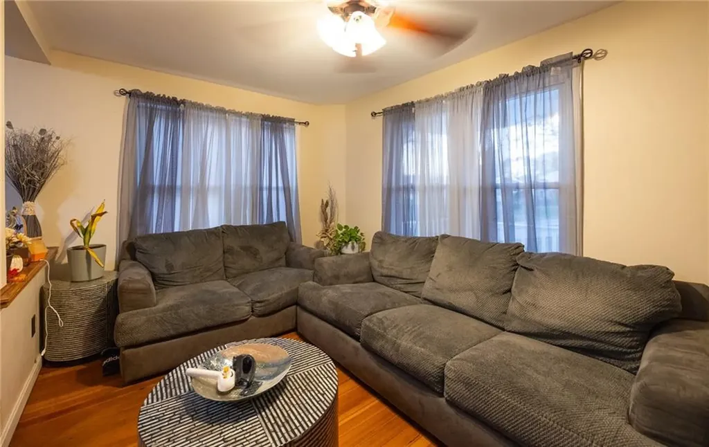 916 Bullocks Point Avenue East Providence RI 02915