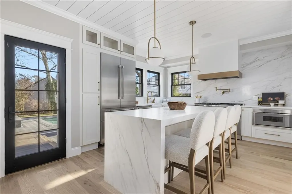 14 Kay Boulevard Middletown RI 02842