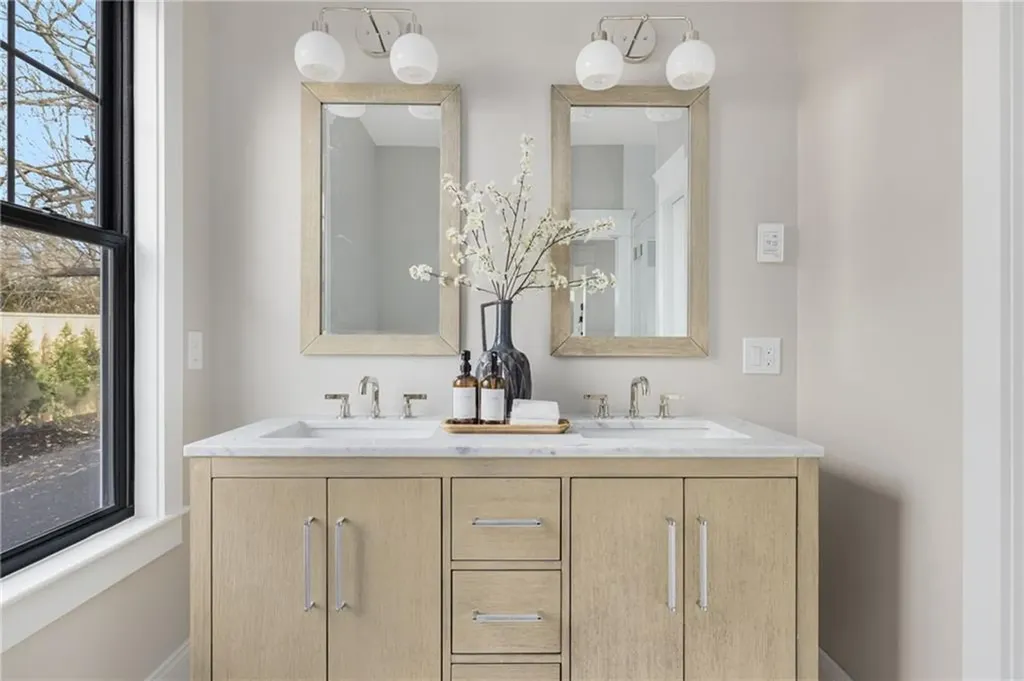 14 Kay Boulevard Middletown RI 02842