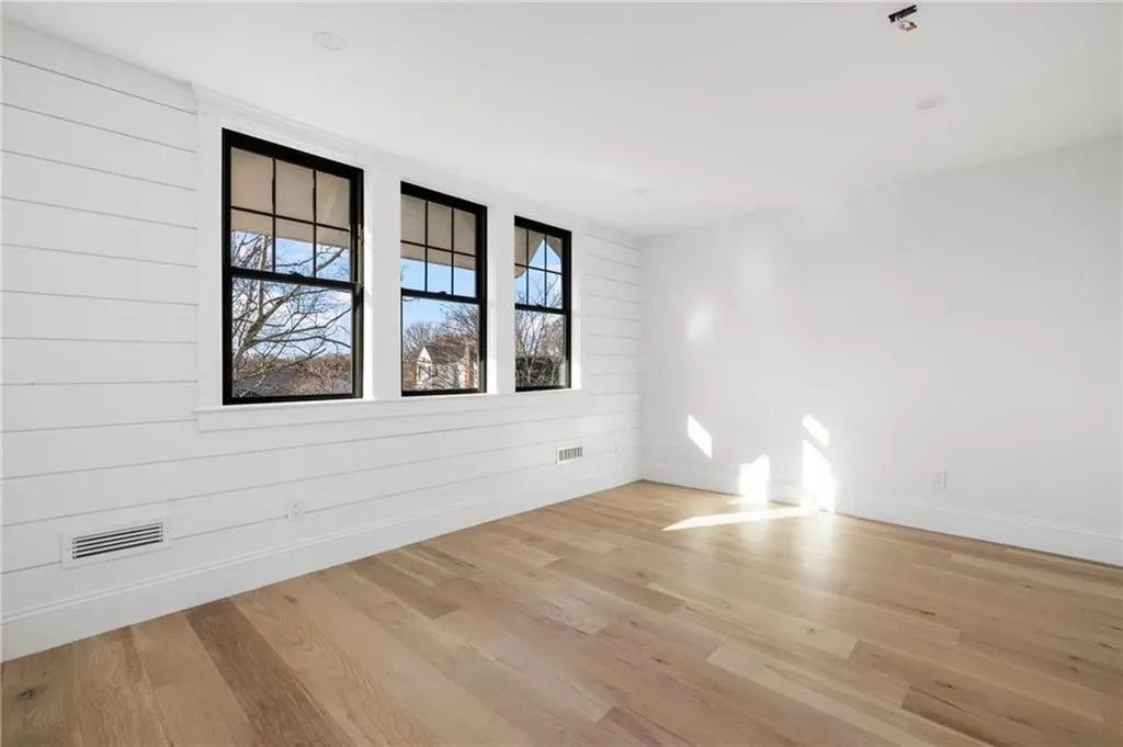 14 Kay Boulevard Middletown RI 02842