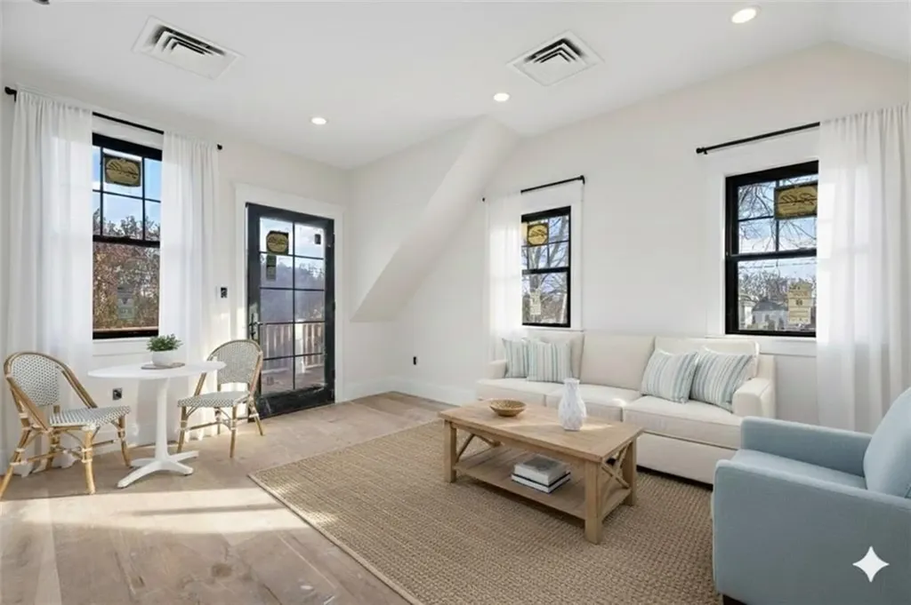 14 Kay Boulevard Middletown RI 02842