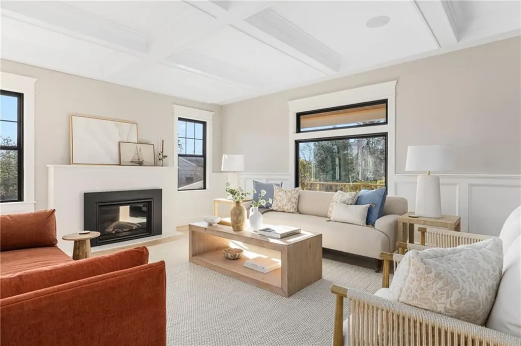 14 Kay Boulevard Middletown RI 02842