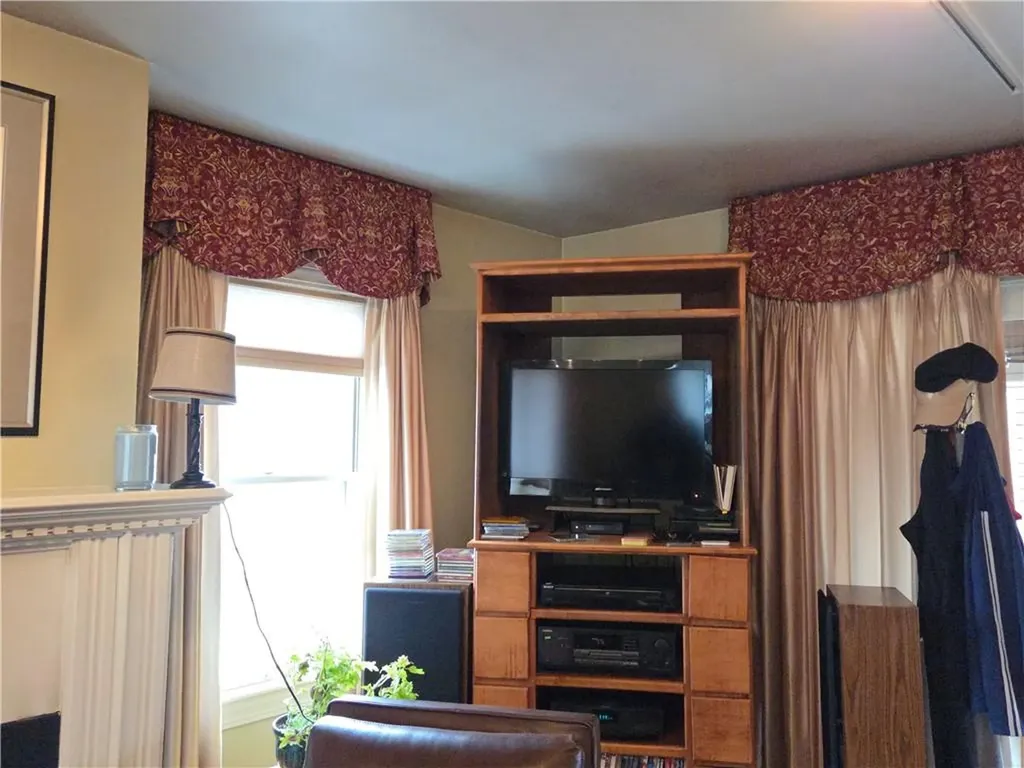 69 Station Street Coventry RI 02816