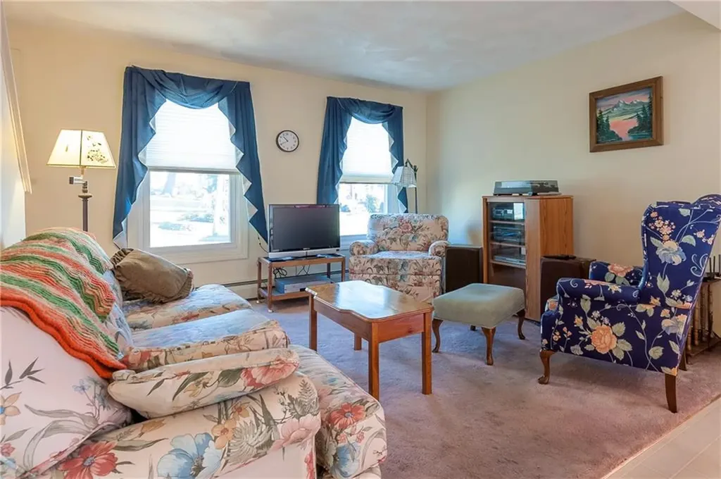 88 Greene Street East Greenwich RI 02818