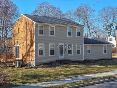 88 Greene Street East Greenwich RI 02818