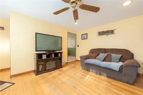 80 Oakland Avenue Pawtucket RI 02861