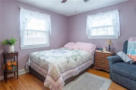 80 Oakland Avenue Pawtucket RI 02861