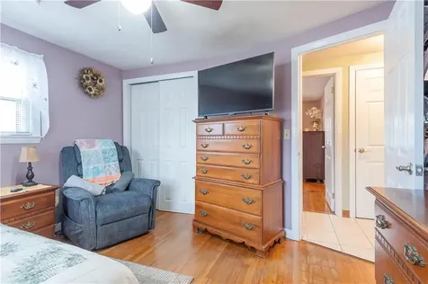 80 Oakland Avenue Pawtucket RI 02861