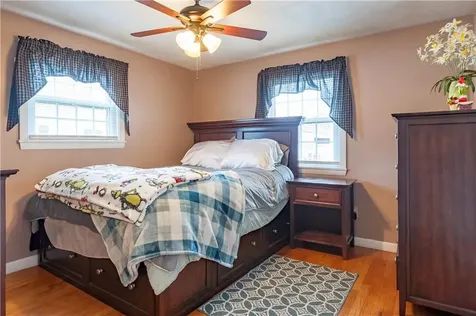 80 Oakland Avenue Pawtucket RI 02861