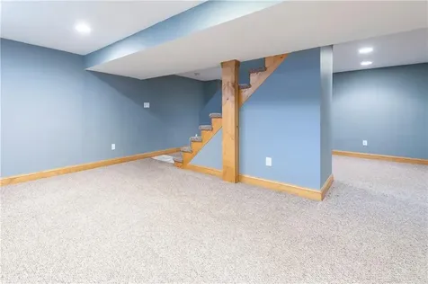 80 Oakland Avenue Pawtucket RI 02861