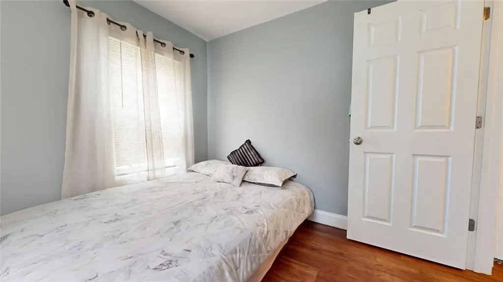 11 Crane Street Street S Pawtucket RI 02860