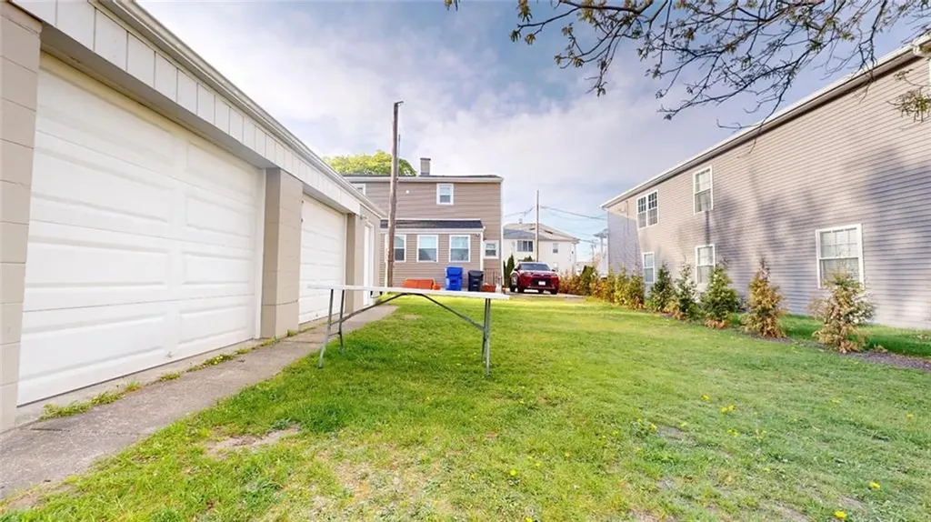 11 Crane Street Street S Pawtucket RI 02860