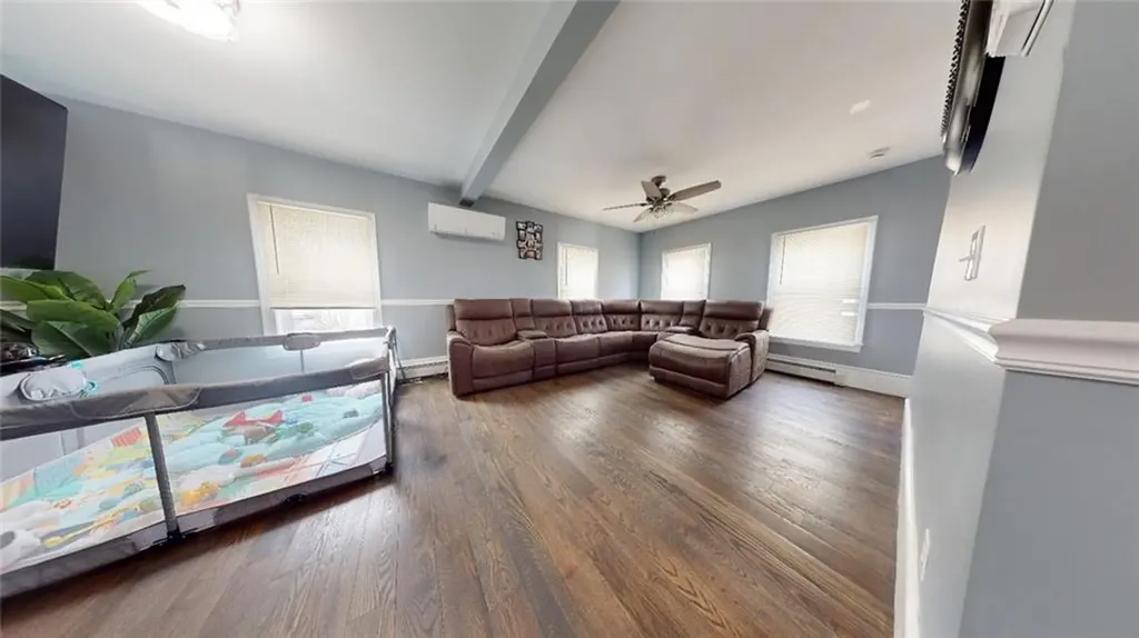 11 Crane Street Street S Pawtucket RI 02860