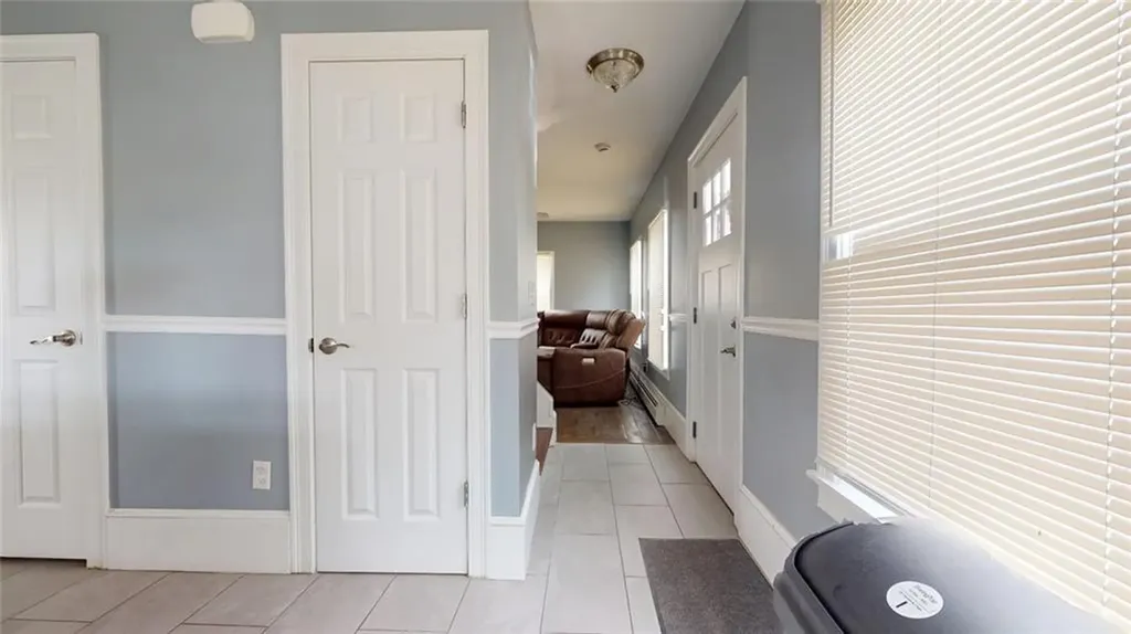 11 Crane Street Street S Pawtucket RI 02860