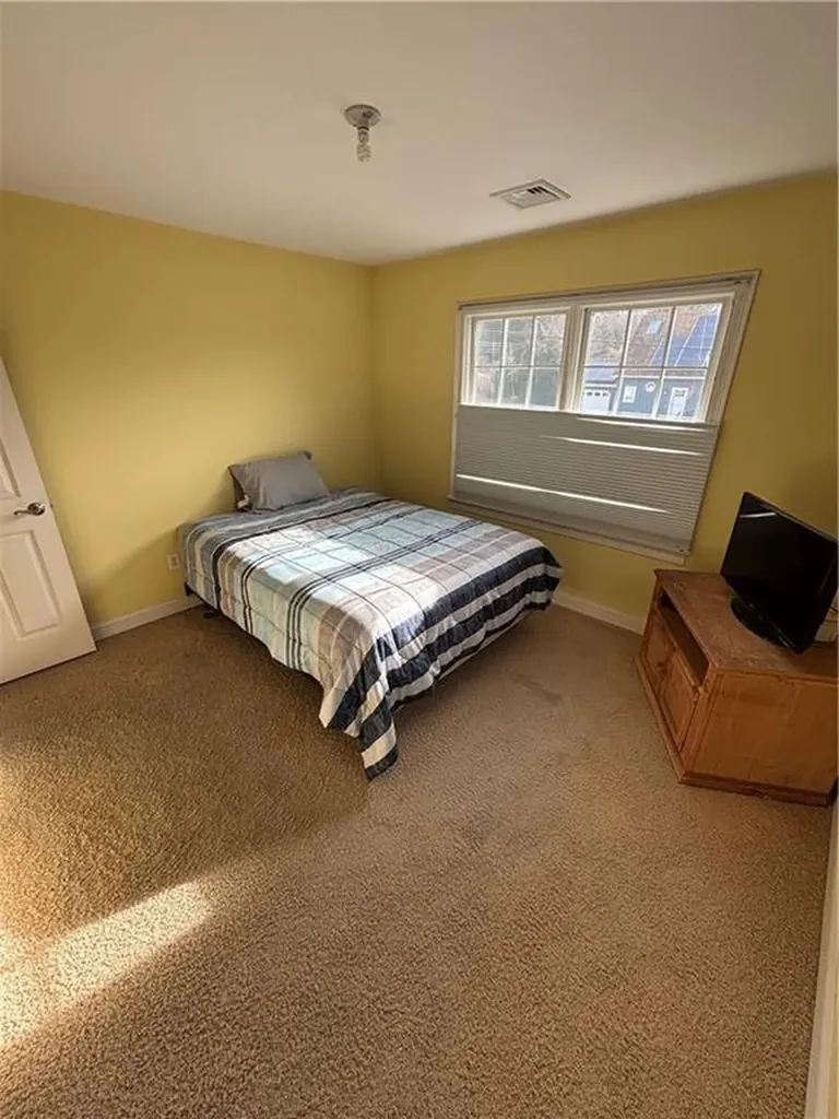 44 Mast Street Jamestown RI 02835