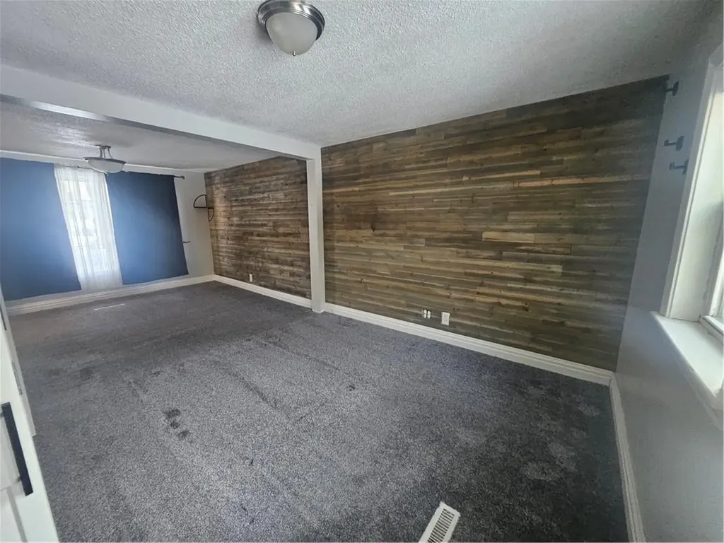 229 Louise Street Woonsocket RI 02895