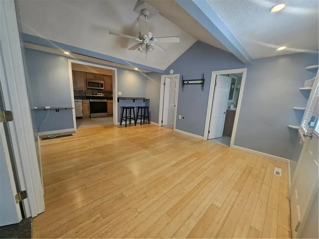 229 Louise Street Woonsocket RI 02895