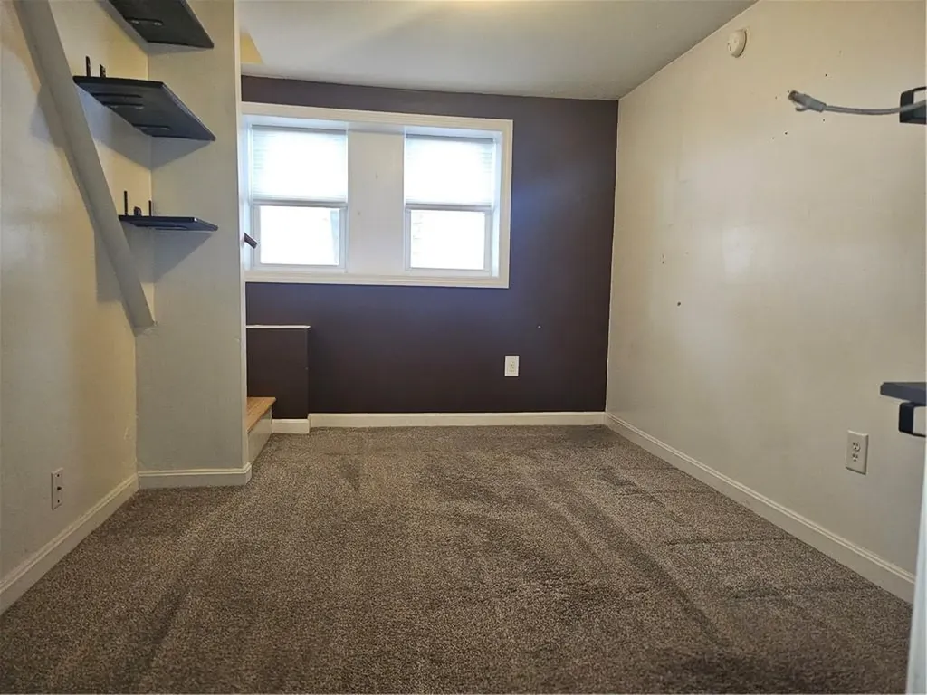 229 Louise Street Woonsocket RI 02895