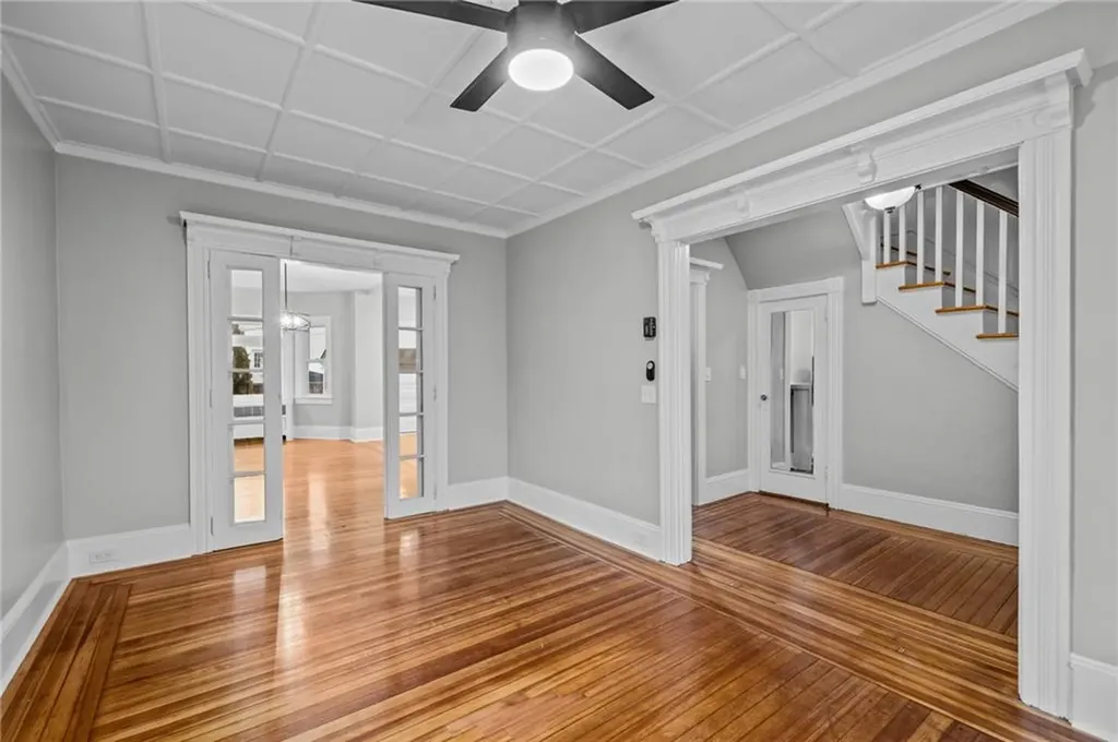 11 Bayview Avenue Newport RI 02840