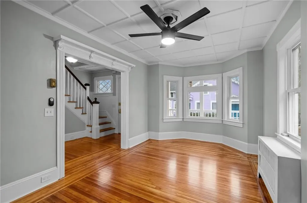 11 Bayview Avenue Newport RI 02840