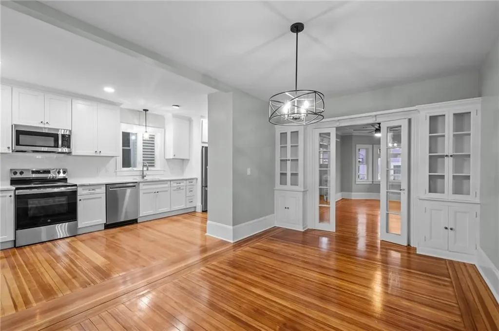 11 Bayview Avenue Newport RI 02840