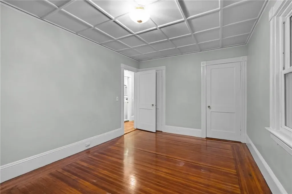 11 Bayview Avenue Newport RI 02840