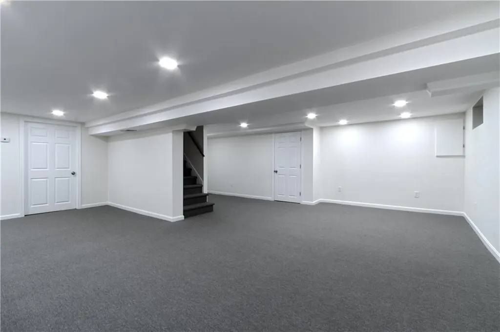 11 West Blue Ridge Road Cranston RI 02920