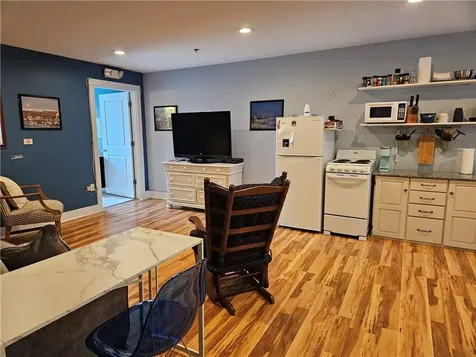 236 Sand Hill Cove Road Narragansett RI 02882